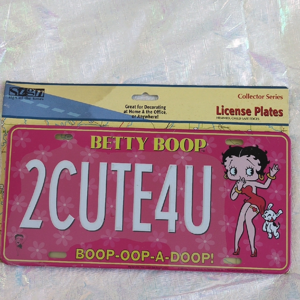 Betty Boop Pink Tin License Plate